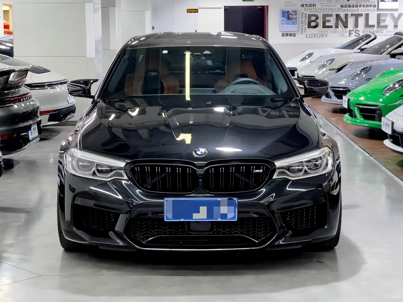 BMW M5 2018 M5 фото 2