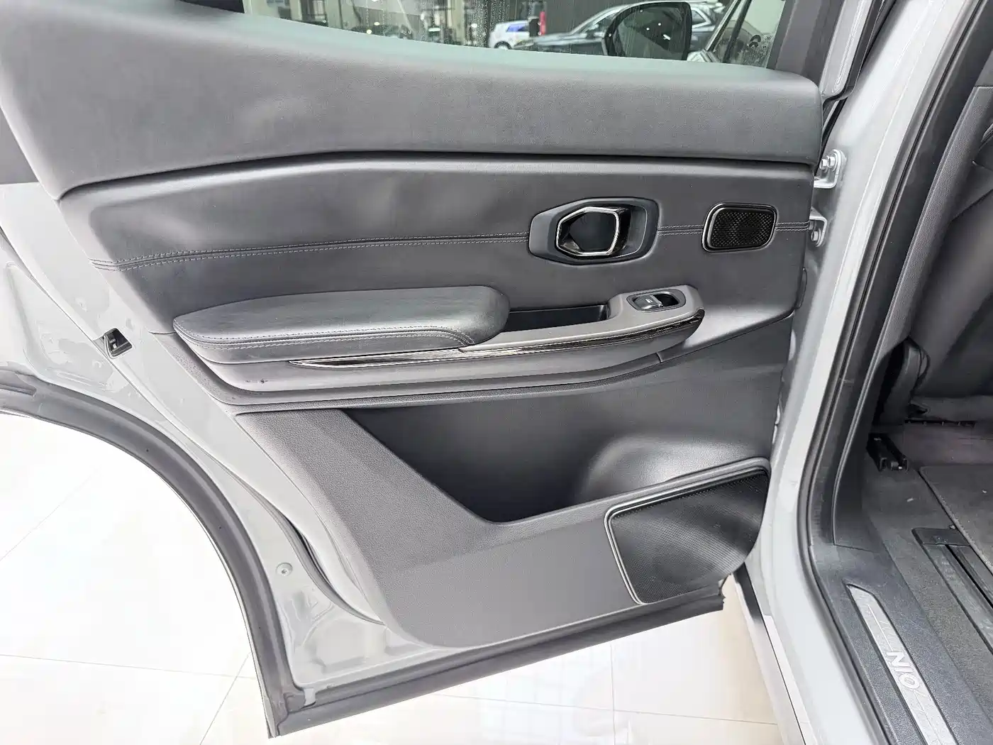 NIO ES8 2021 2020 415KM Signature Edition 7-Seater