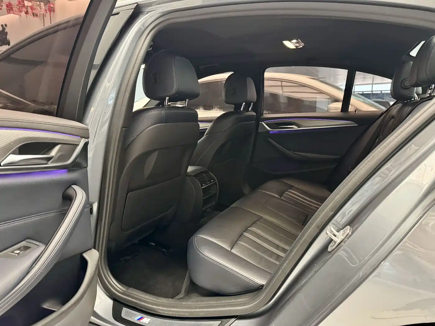 BMW 5 Series (Import) 2019 525i M Sport Package фото 8