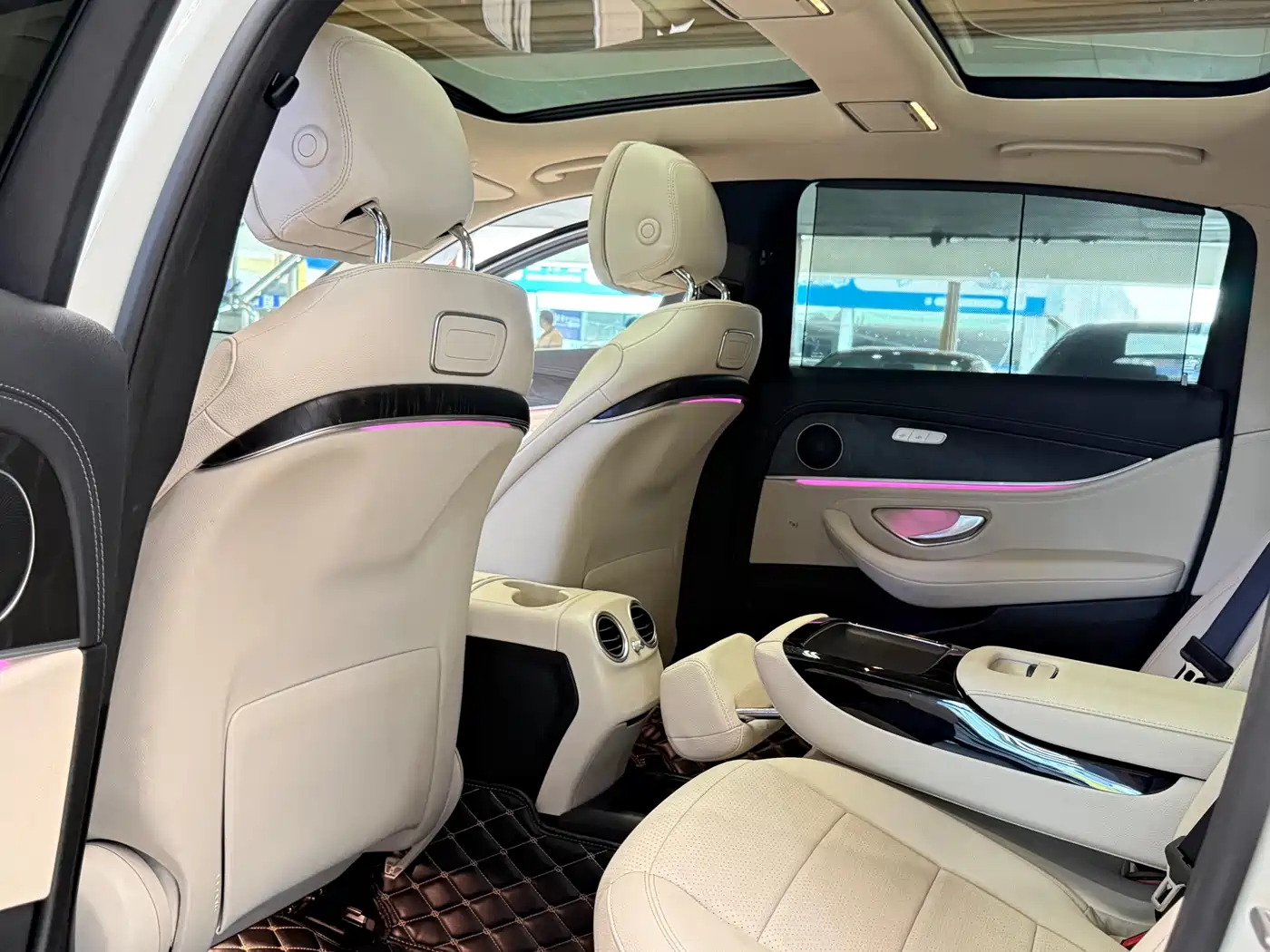 Mercedes-Benz E-Class 2016 E 300 L Sport Luxury фото 21