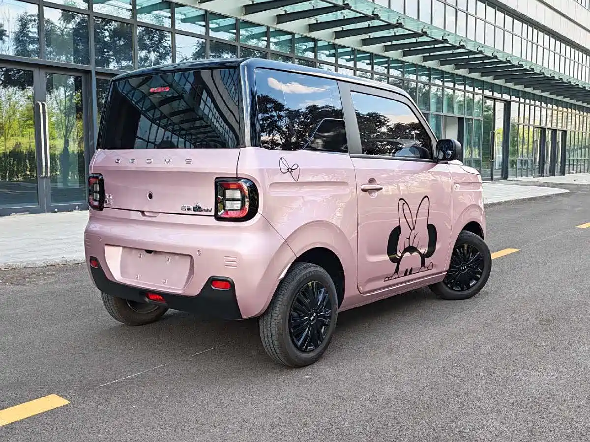Geely Galaxy Panda 2024 Panda mini 200km Endurance Bear фото 7