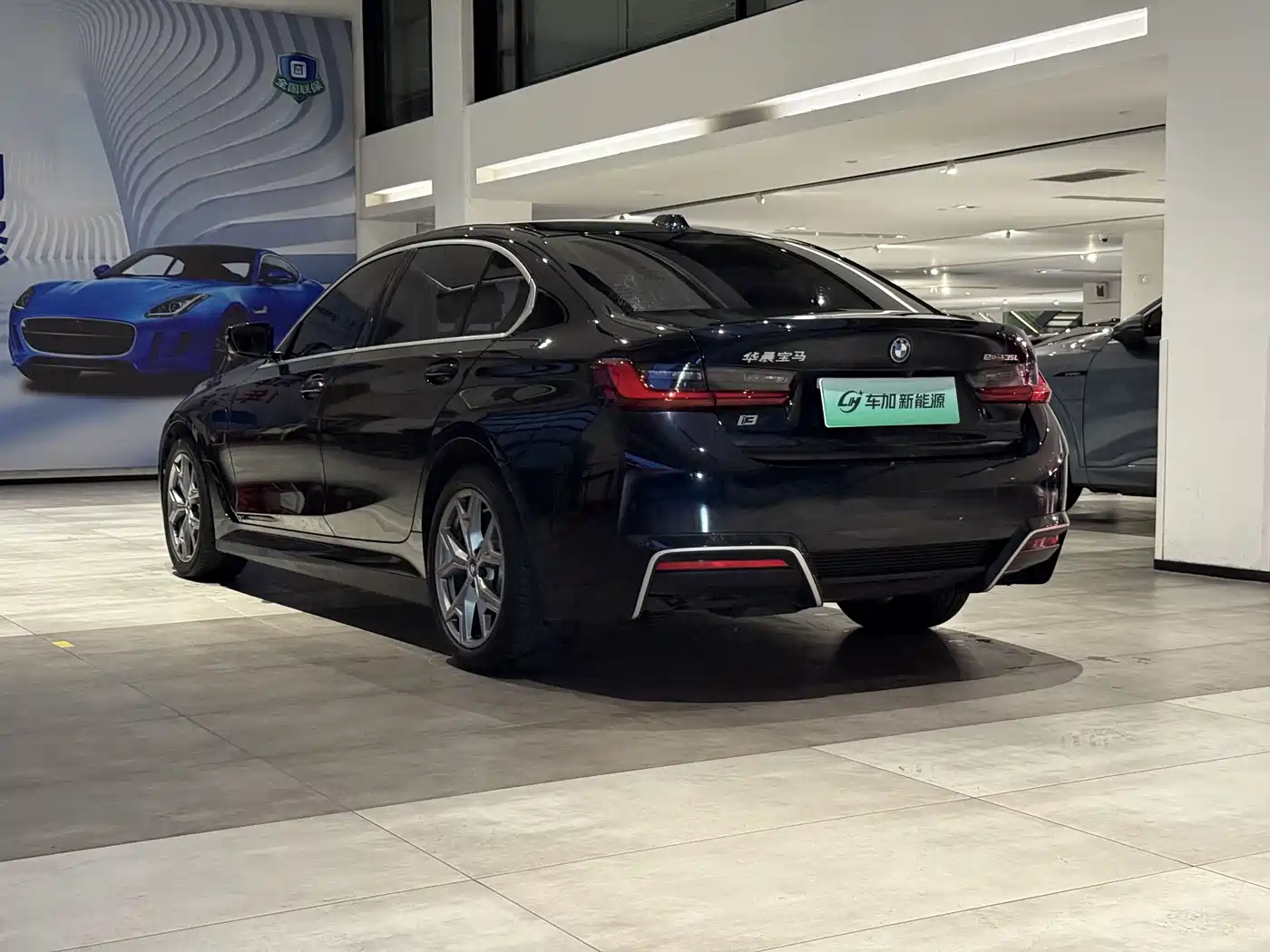 BMW i3 2024 eDrive 35 L фото 6