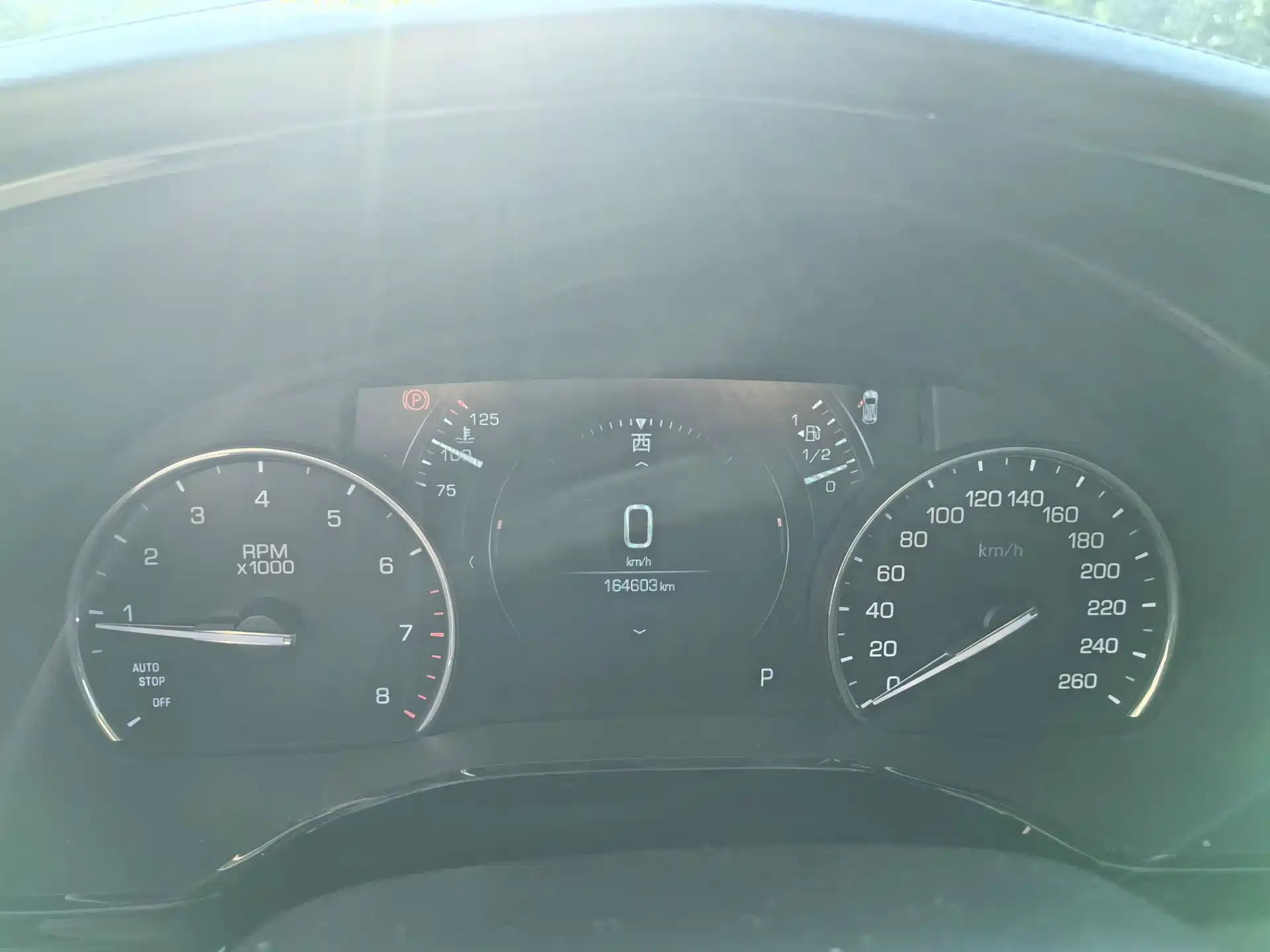 Фото 4 - Cadillac XT5