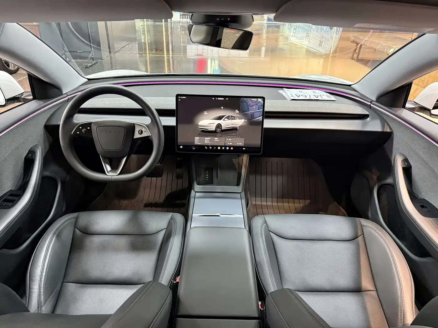 Фото 6 - Tesla Model 3