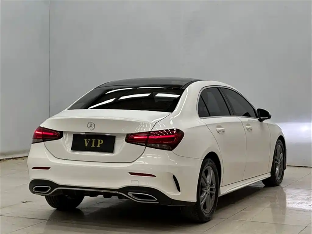 Mercedes-Benz A-Class 2022 A 180 L Sport Sedan фото 9