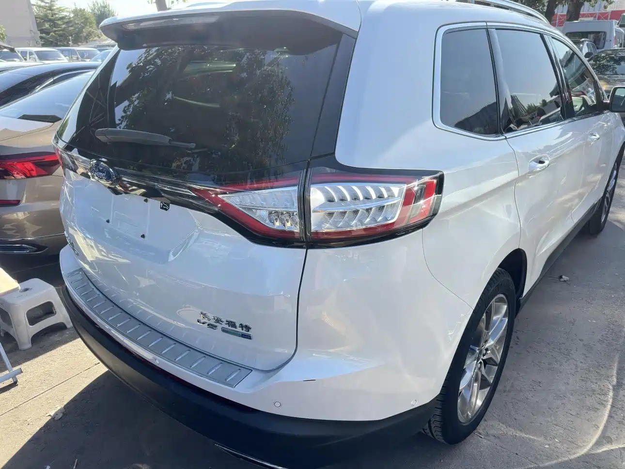Фото 16 - Ford Edge
