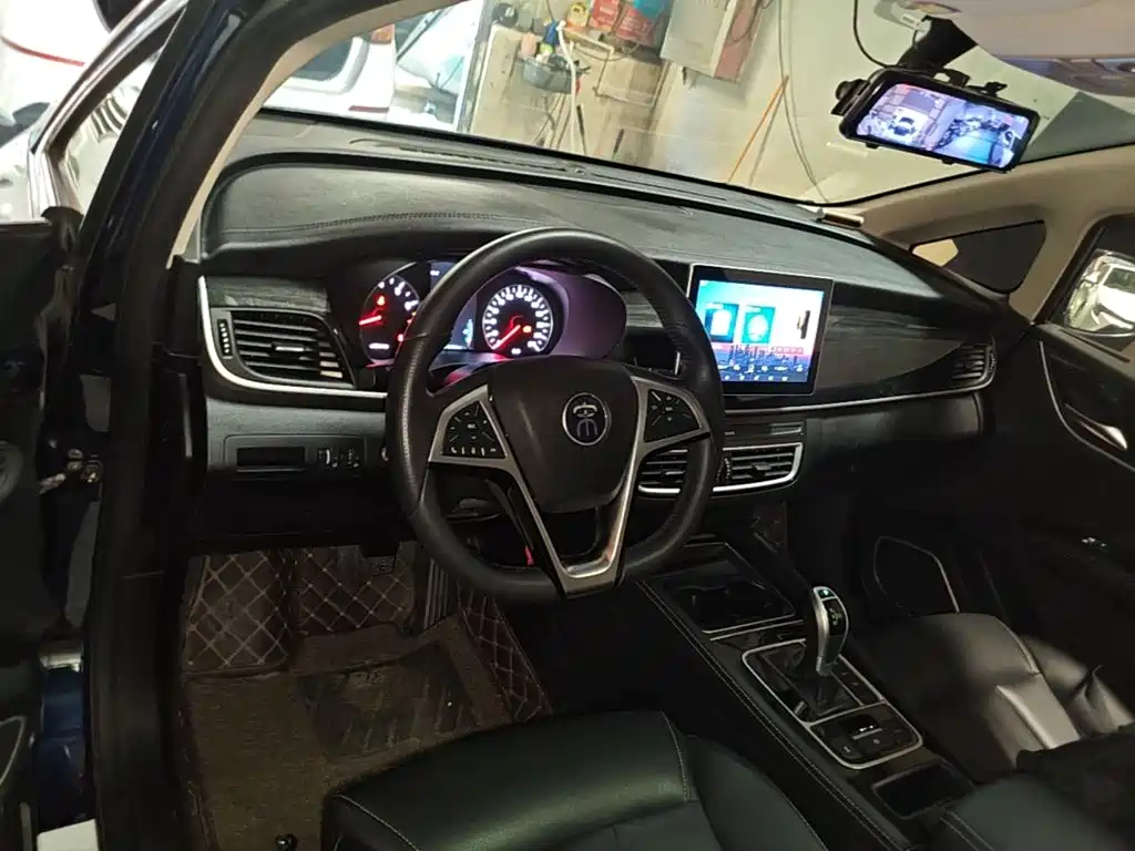 Фото 11 - BYD Song MAX