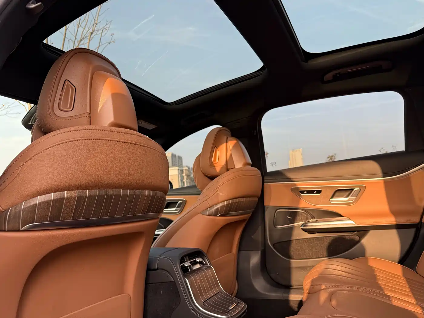 Mercedes-Benz E-Class 2024 E 300 L Fashion фото 10