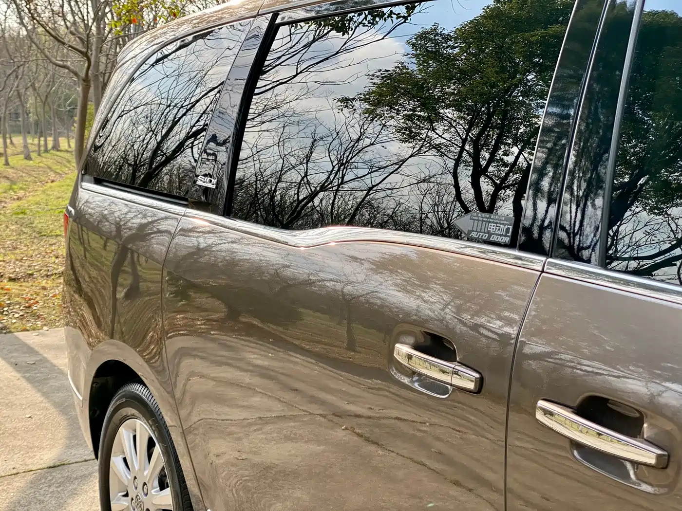 Buick GL8 2013 3.0L XT Luxury Business Flagship Edition фото 4