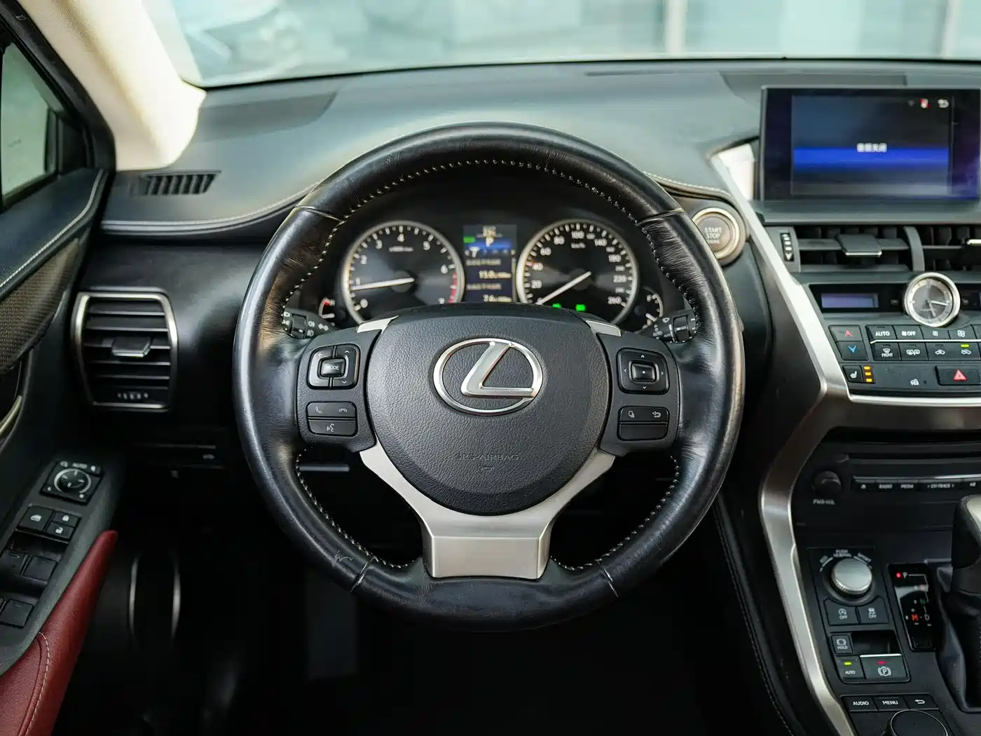 Lexus NX 2016 200 AWD F Sport фото 19