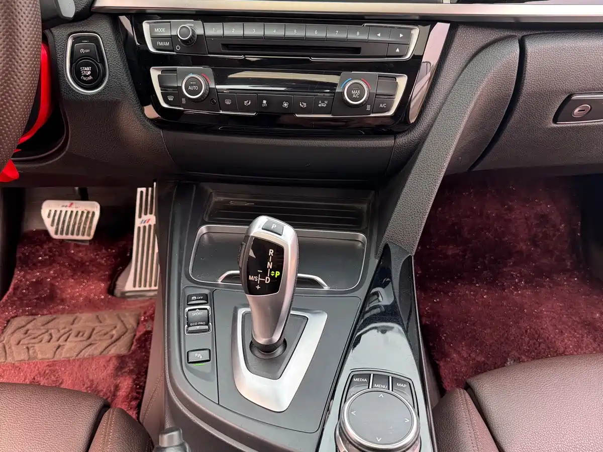 BMW 3 Series 2018 320Li Fashion Style фото 13