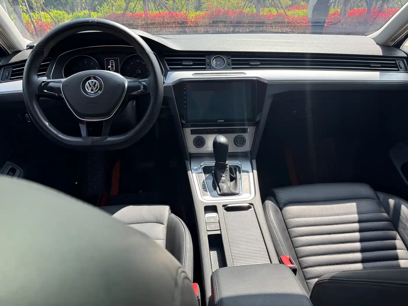Volkswagen Magotan 2017 280TSI DSG Comfort фото 6