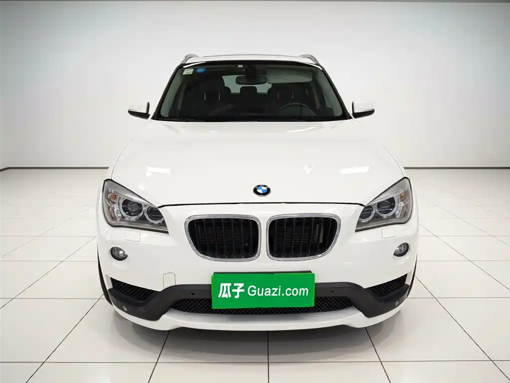 BMW X1 2015 xDrive20i Fashion фото 3