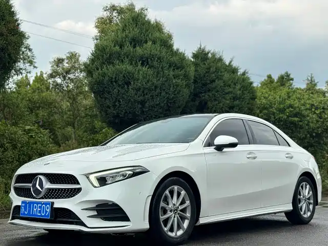 MERCEDES-BENZ A CLASS
