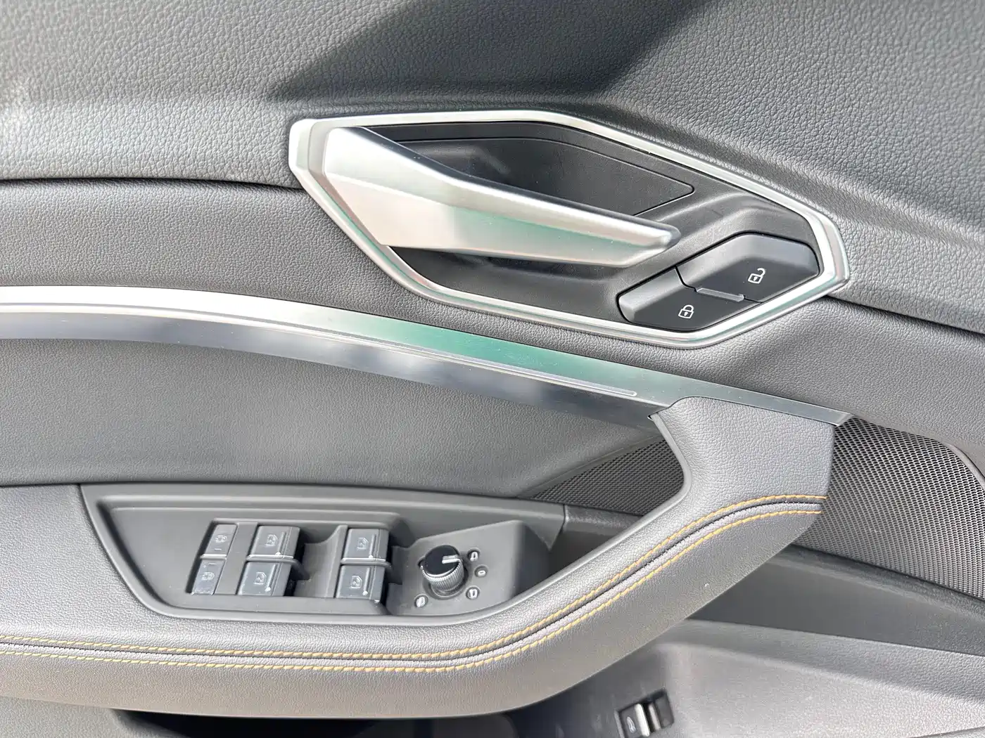 Audi e-tron 2023 2021 50 quattro Luxury