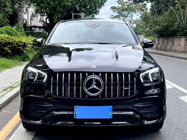 Mercedes-Benz GLE Coupe AMG 2023 AMG GLE 53 4MATIC+ Coupe SUV — фото 2