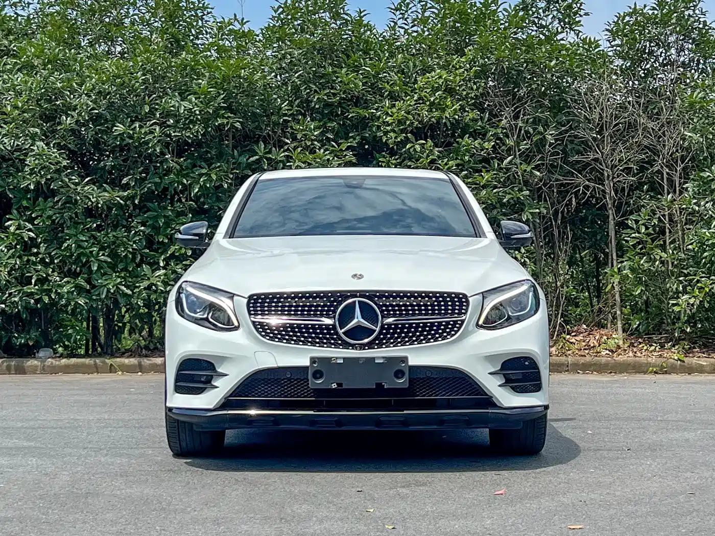 Mercedes-Benz GLC Coupe 2019 GLC 200 4MATIC Coupe SUV фото 2