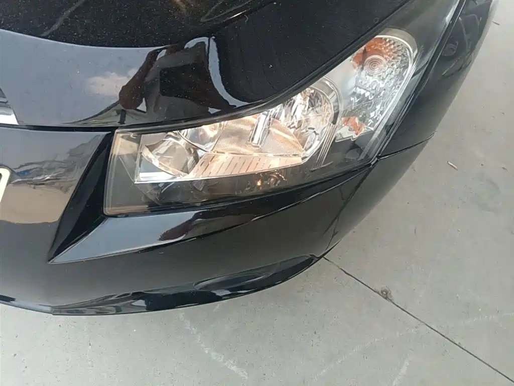 Chevrolet Cruze 2014 1.6L SL Million Commemorative Edition AT фото 24