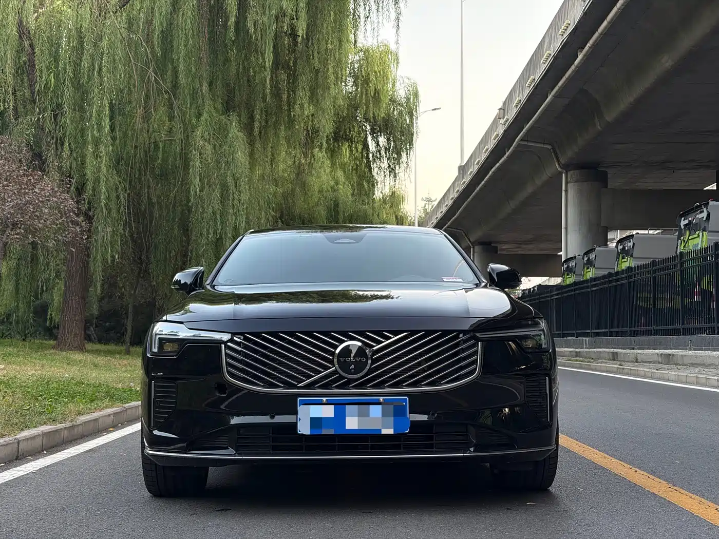 2026 Volvo S90