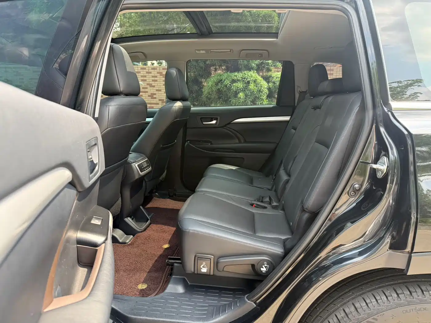Toyota Highlander 2018 2.0T 4WD Luxury 7-seater China VI фото 19