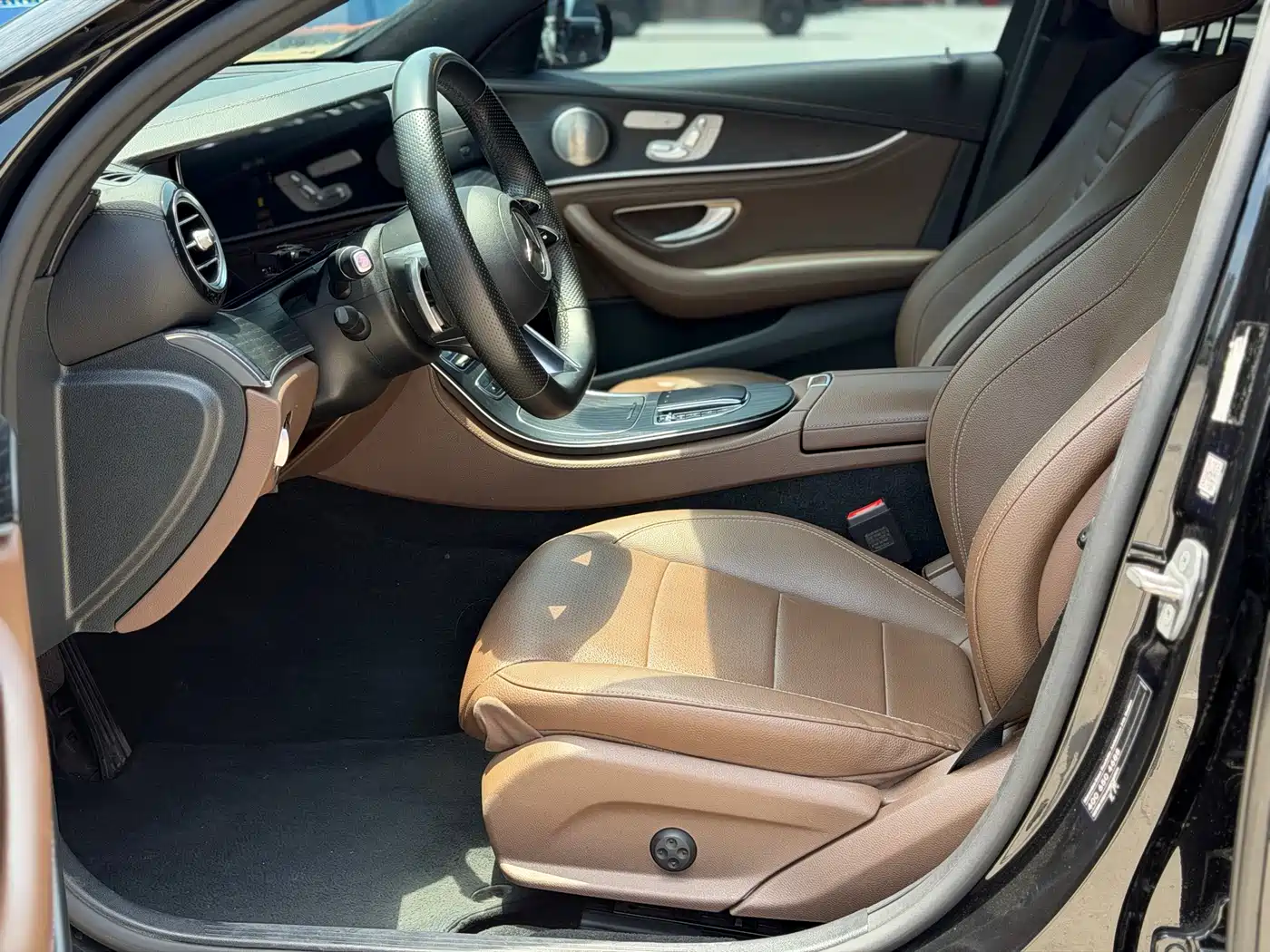Mercedes-Benz E-Class 2023 Facelift E 300 L Sport Luxury фото 6