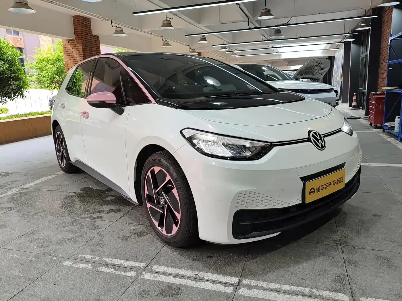 Volkswagen ID.3 2025 Smart Outstanding Edition фото 6
