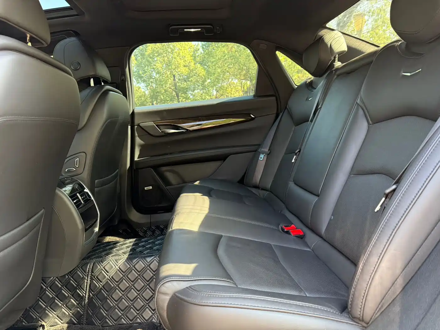 Cadillac CT6 2022 28T Luxury фото 9