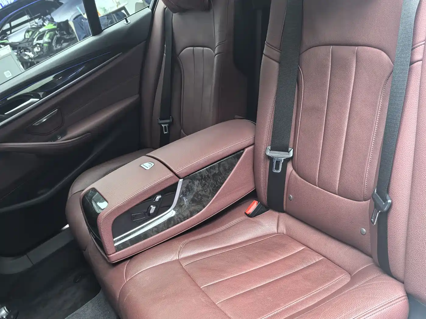 BMW 5 Series 2018 Facelift 530Li Leading M Sport Package фото 14