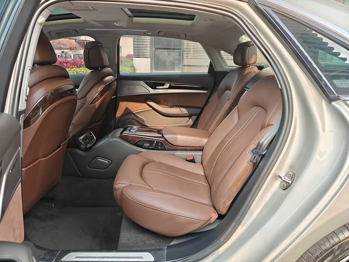 Audi A8 2014 A8L 45 TFSI quattro Luxury фото 6