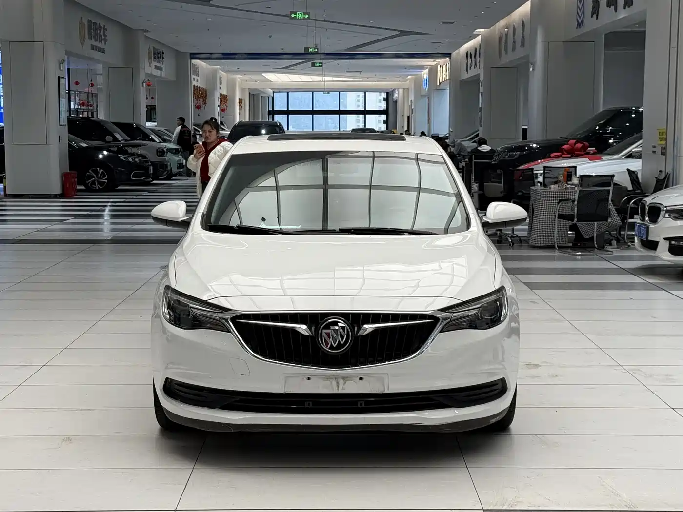 Buick Excelle 2021 Exemplar 1.5L Auto Elite фото 2