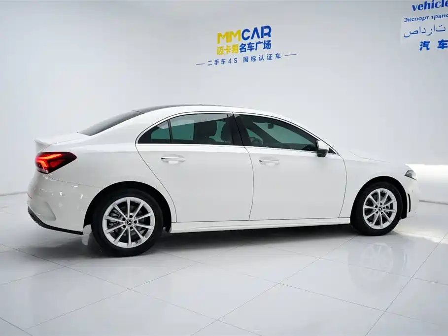 Mercedes-Benz A-Class 2019 A 200 L Sport Sedan фото 18
