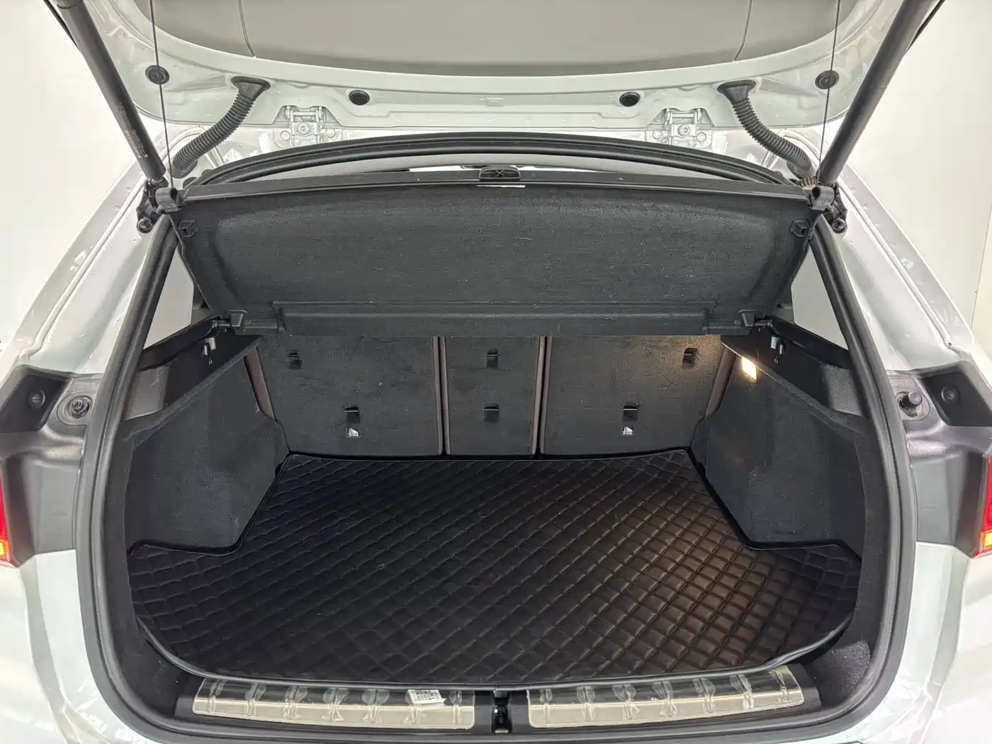 BMW X1 2022 sDrive20Li Fashion фото 17