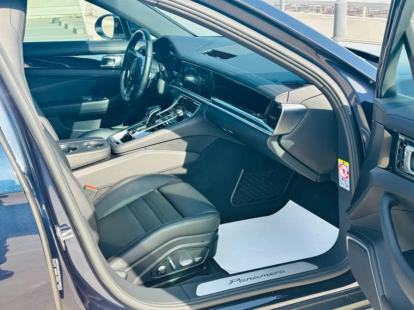 Porsche Panamera 2017 Panamera 3.0T фото 26