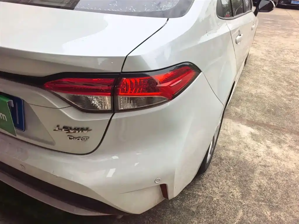 Toyota Levin 2021 185T CVT Luxury Edition фото 8