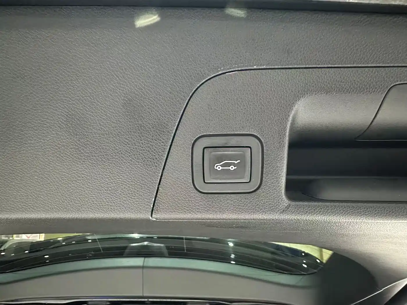 Buick Envision Plus 2023 Enclave Plus 652T 5-Seater Luxury фото 18