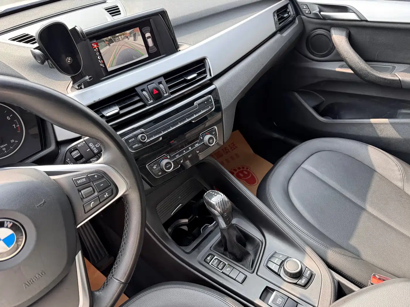 BMW X1 2016 sDrive18Li Premium Model фото 13