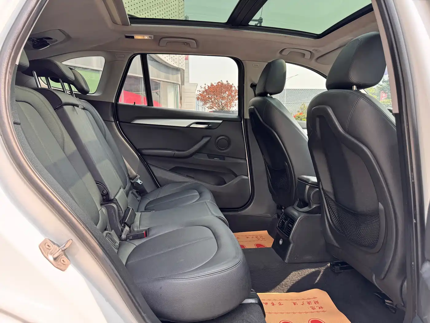 BMW X1 2016 sDrive18Li Premium Model фото 18