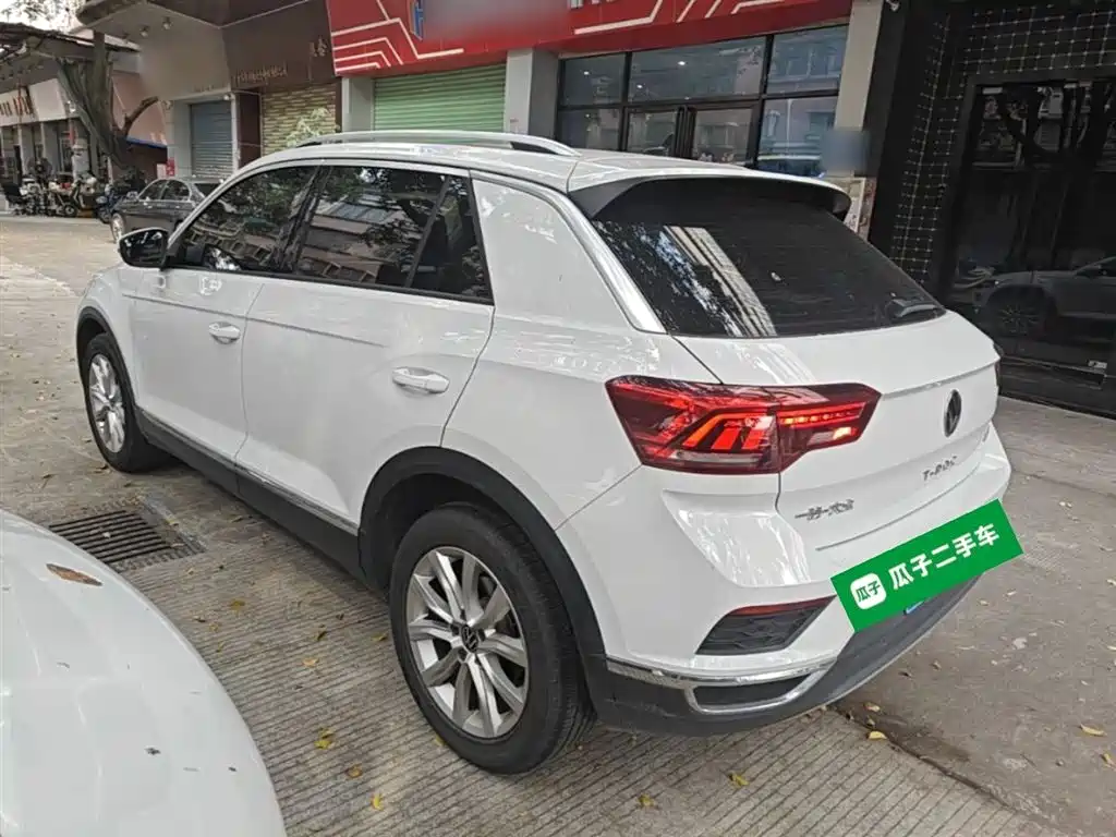 VOLKSWAGEN T-ROC EXPLORING SONGS