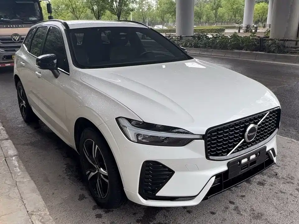 Volvo XC60 2025 2022 B5 AWD Zhiyuan Sport Edition