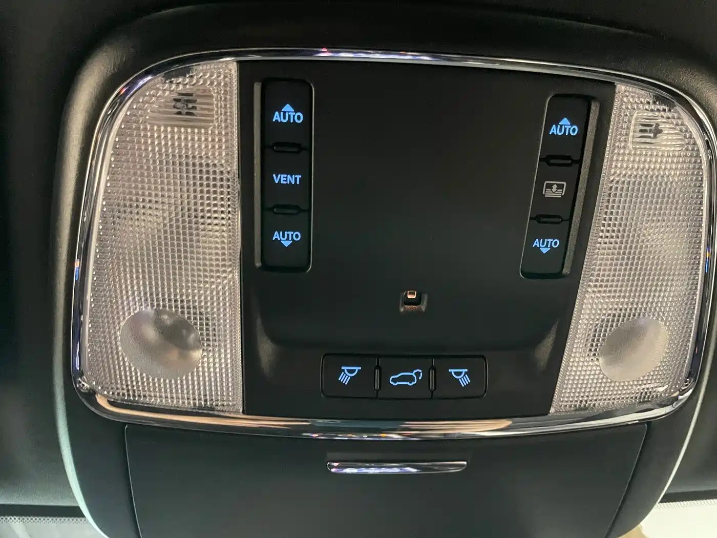 Jeep Grand Cherokee (Import) 2020 2020 3.0L Elite Navigation Edition