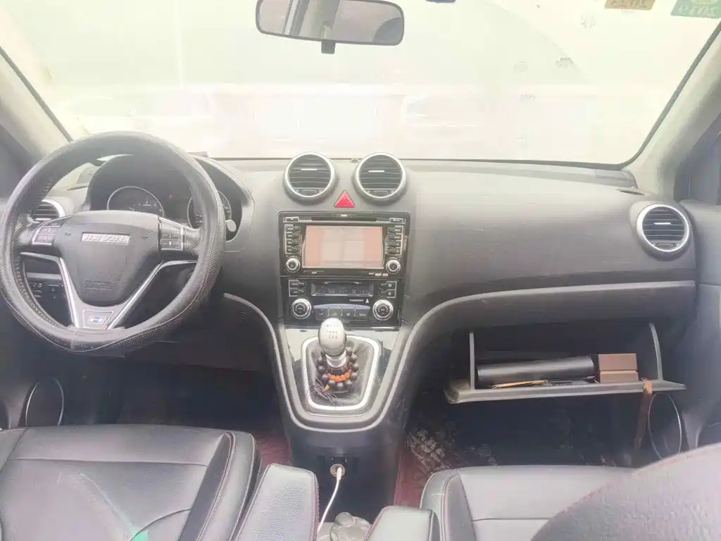 Photo 12 - Haval H6