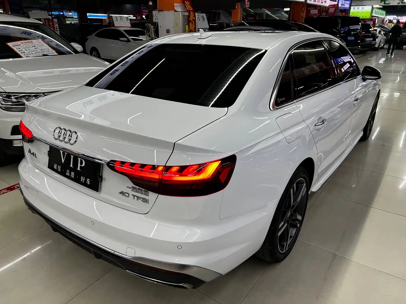Audi A4L 2020 40 TFSI Fashion Dynamic Edition фото 6