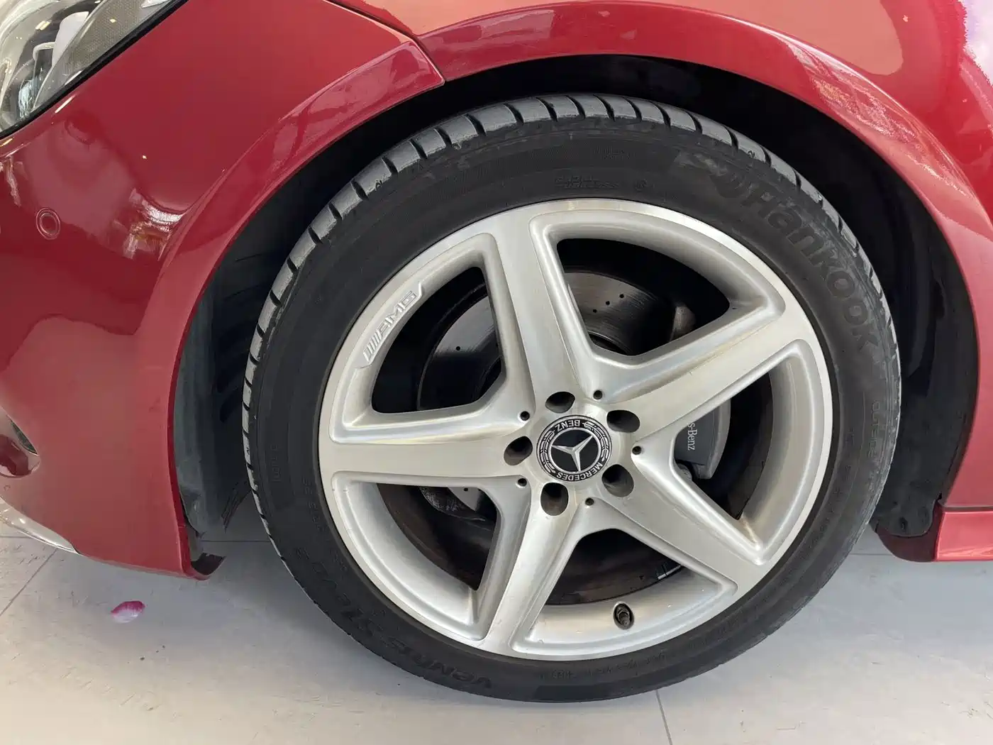 Фото 26 - Mercedes-Benz CLS