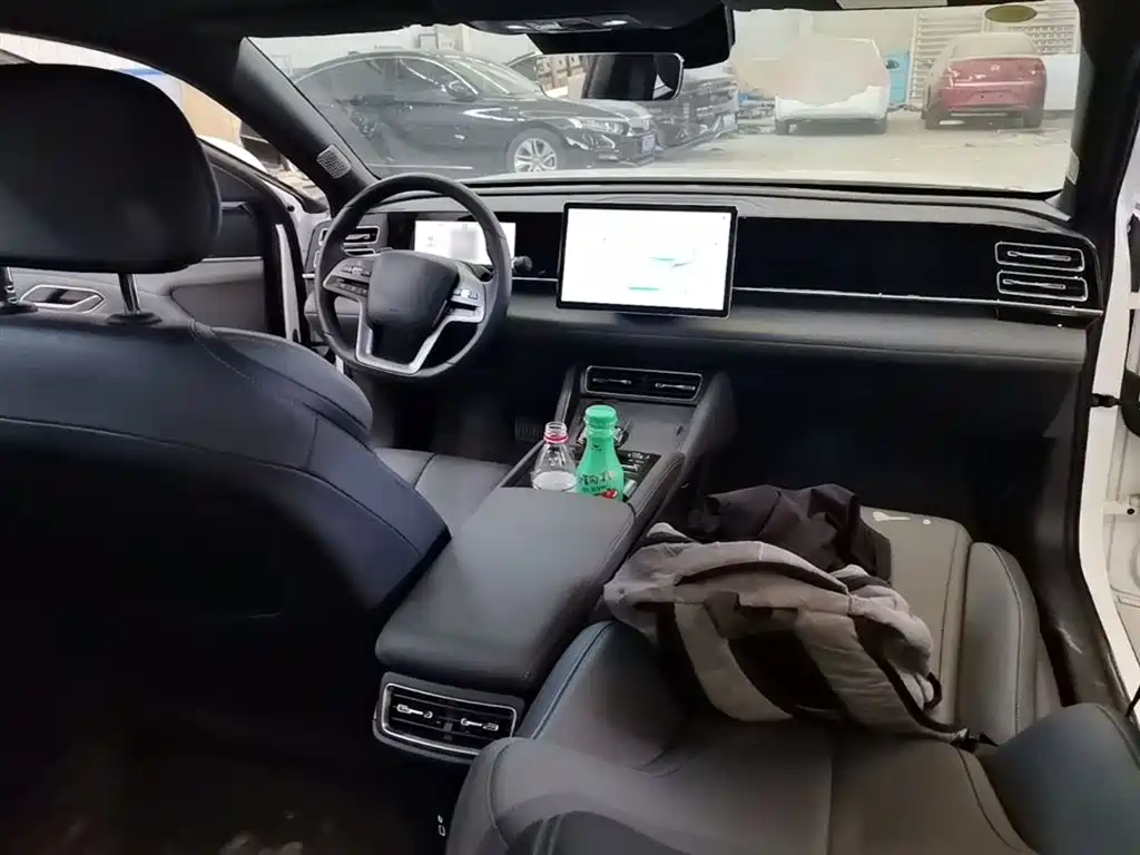 BYD Qin L 2025 DM-i Smart Drive Edition 120KM Surpassing фото 10