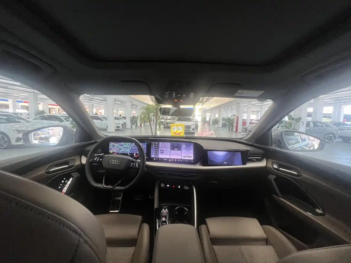Photo 6 - Audi Q5L
