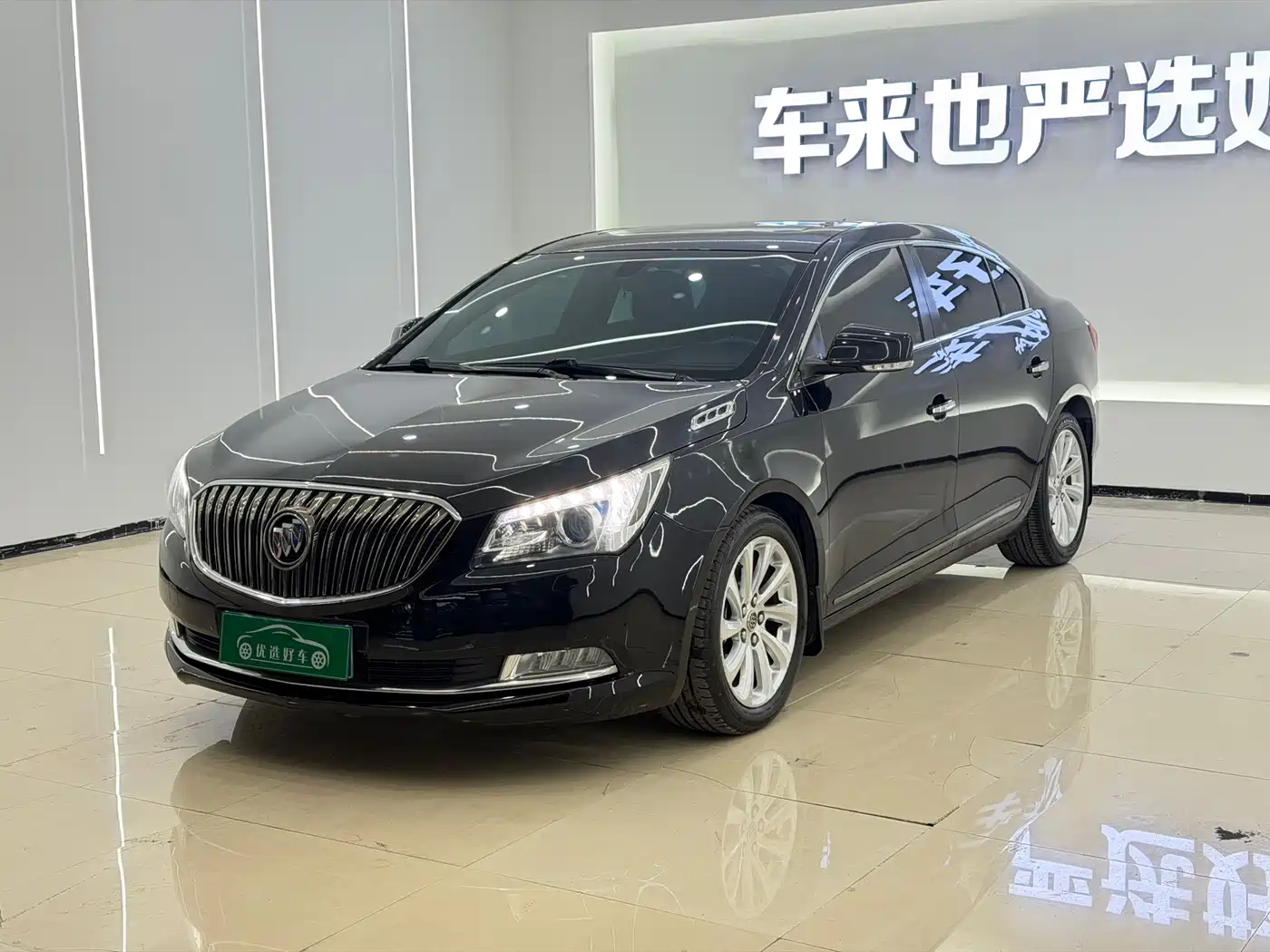 Buick LaCrosse 2013 2.4L SIDI Luxury Comfort