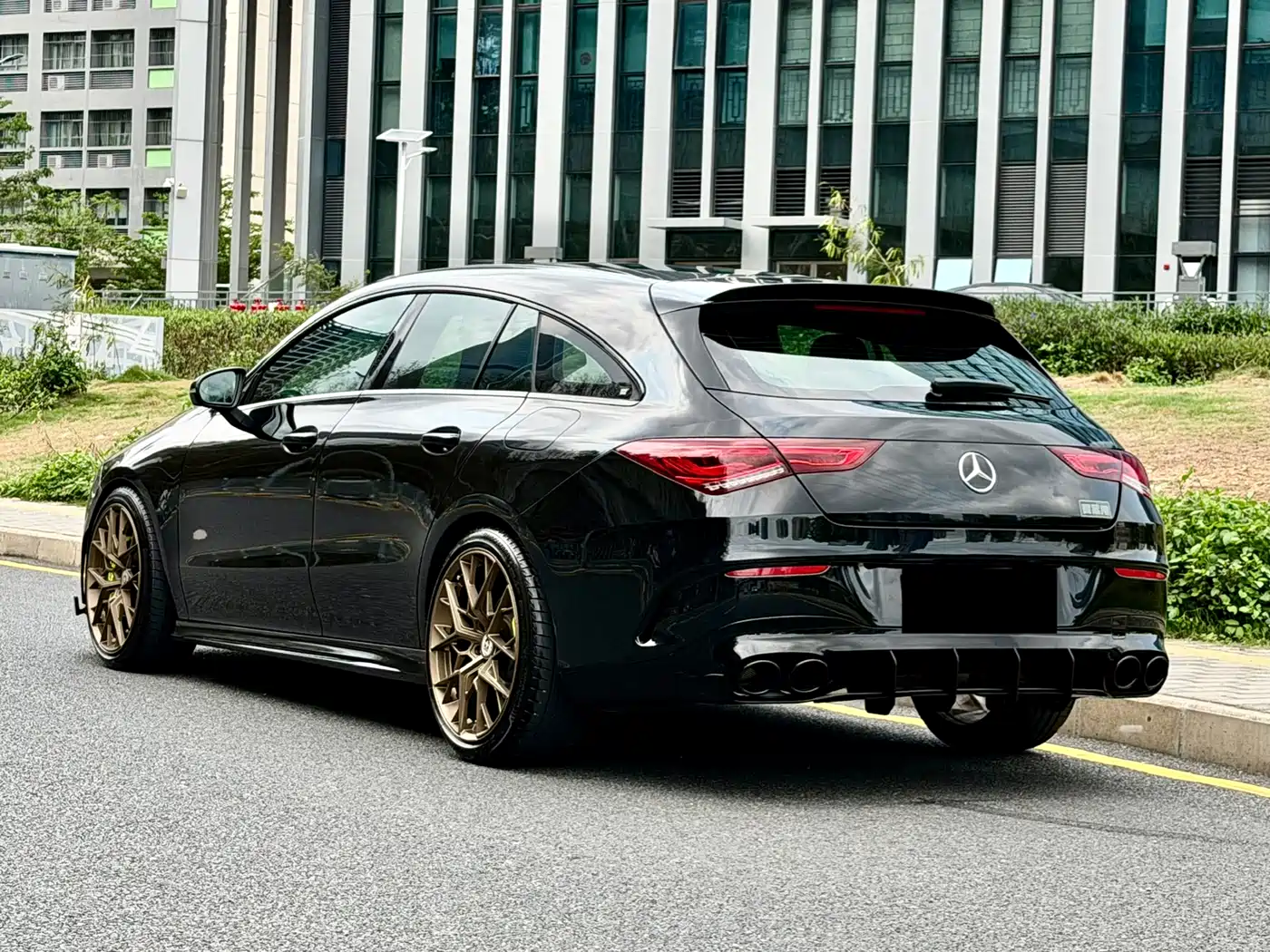MERCEDES-BENZ CLA (IMPORT)