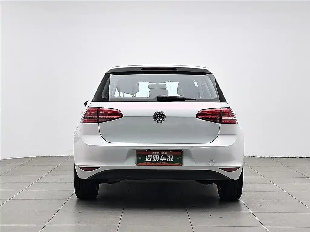 Volkswagen Golf 2016 1.6L Automatic Comfort фото 4