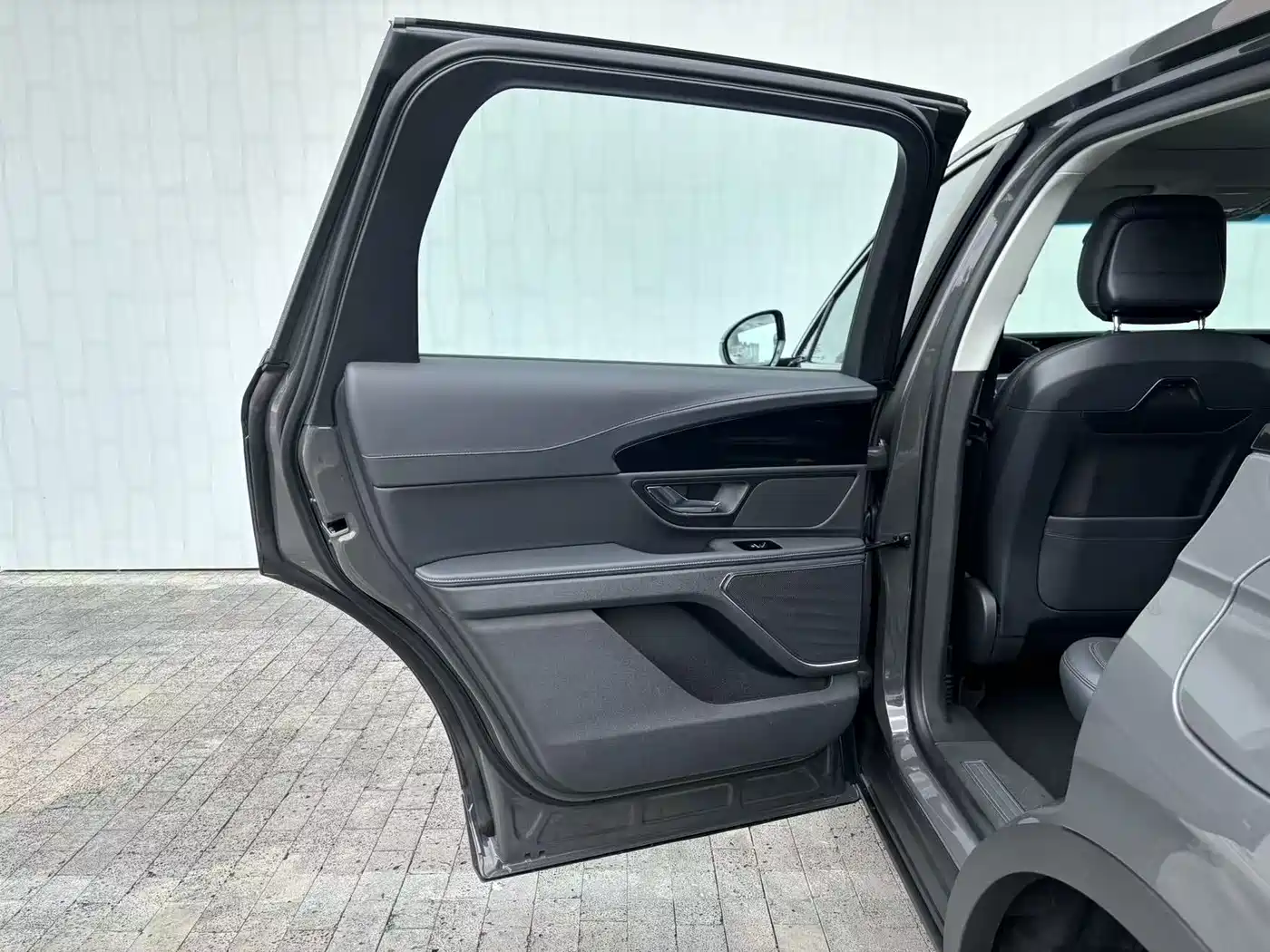 Lincoln Nautilus 2026 2025 2.0T FWD Launch Edition