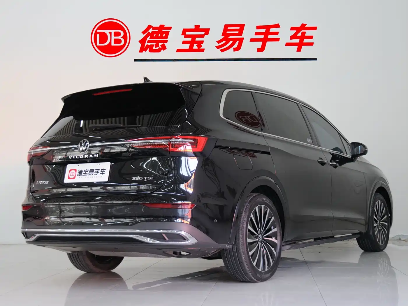 Volkswagen Viloran 2023 380TSI Premium Edition фото 5
